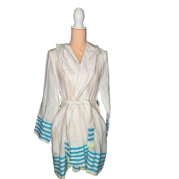 Lemlem Hooded Cover Up Robe - Picture 2 of 5